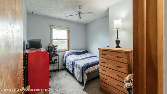 515 Chanticleer Trail, Lansing, MI 48917