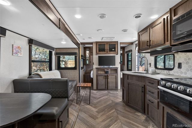 8175 W 20th Avenue, Lakewood, CO 80214