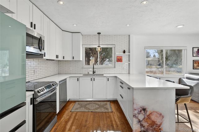 8175 W 20th Avenue, Lakewood, CO 80214