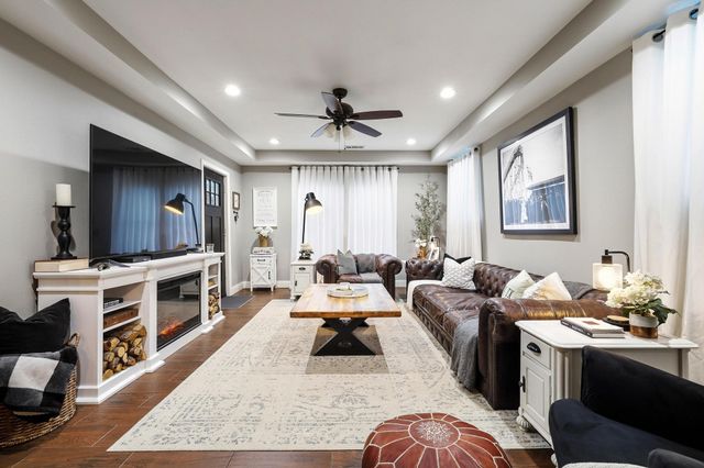 113 W Morton Street, Denison, TX 75021