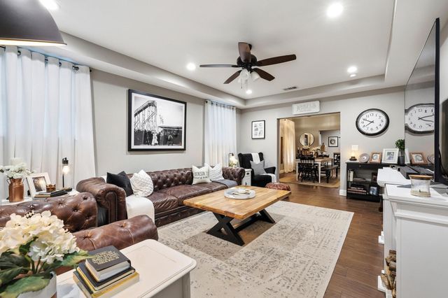 113 W Morton Street, Denison, TX 75021