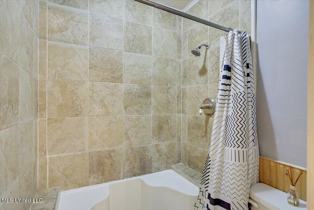 162 S Eagle Ridge Drive, Florence, MS 39073