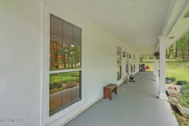 162 S Eagle Ridge Drive, Florence, MS 39073