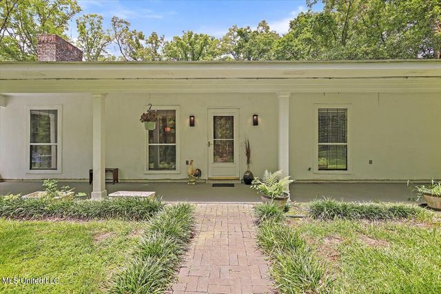 162 S Eagle Ridge Drive, Florence, MS 39073