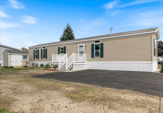 93 Dart Drive, Salem, NH 03079