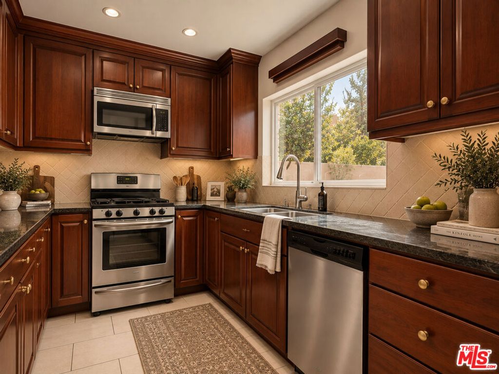 6939 Greeley Street 110, Tujunga, CA 91042 — photo 5