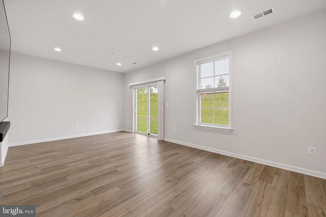 1076 OVERLOOK WAY, Laurel, MD 20707