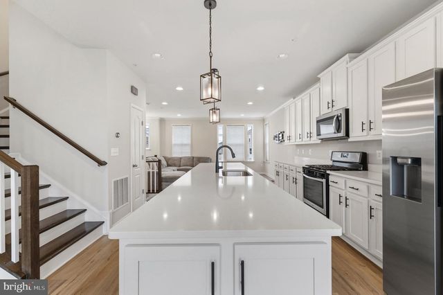 1076 OVERLOOK WAY, Laurel, MD 20707