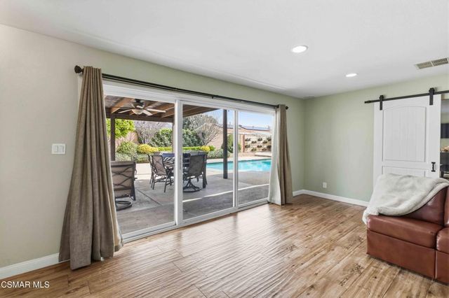 2034 Guerne Avenue, Simi Valley, CA 93063