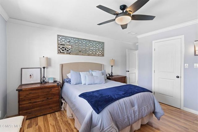 2034 Guerne Avenue, Simi Valley, CA 93063