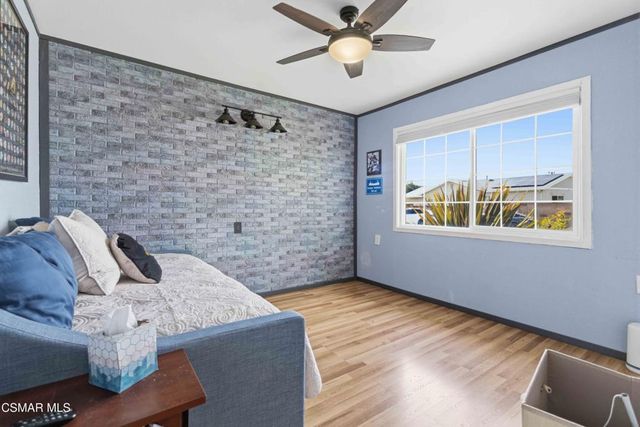 2034 Guerne Avenue, Simi Valley, CA 93063