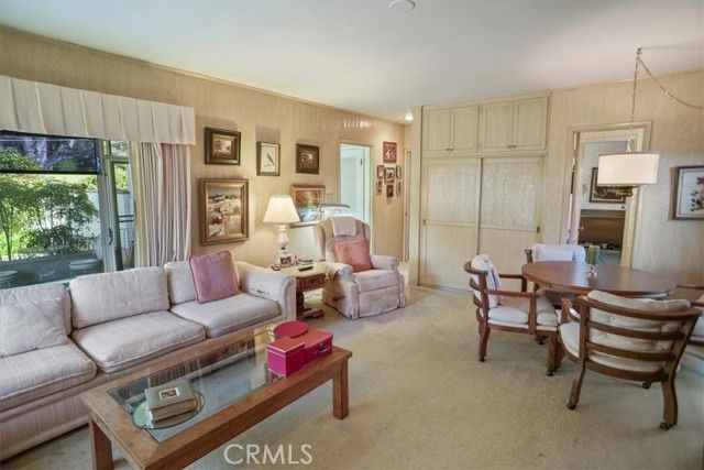 1083 E Fairmount, Burbank, CA 91501