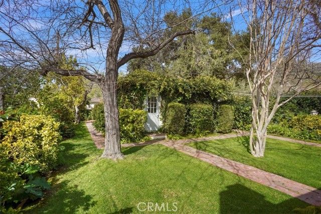 1083 E Fairmount, Burbank, CA 91501