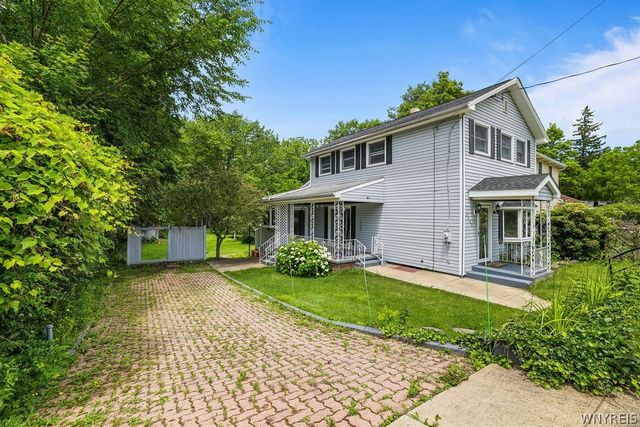 6940 Versailles Road, Evans, NY 14047