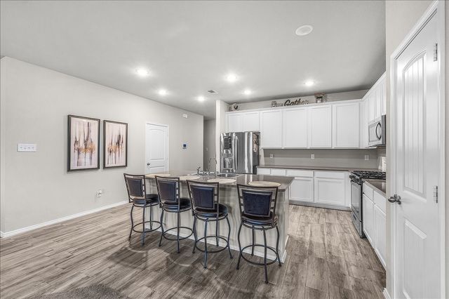 2856 Fox Trail Lane, Fort Worth, TX 76108