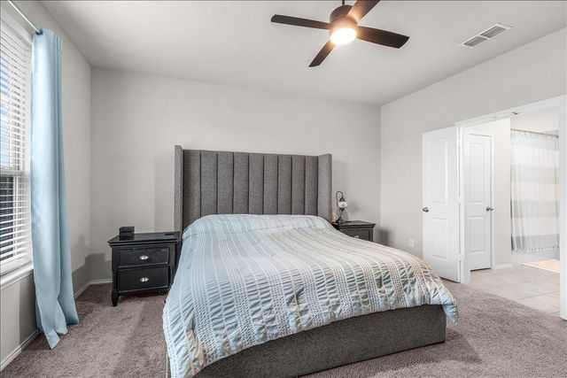 2856 Fox Trail Lane, Fort Worth, TX 76108