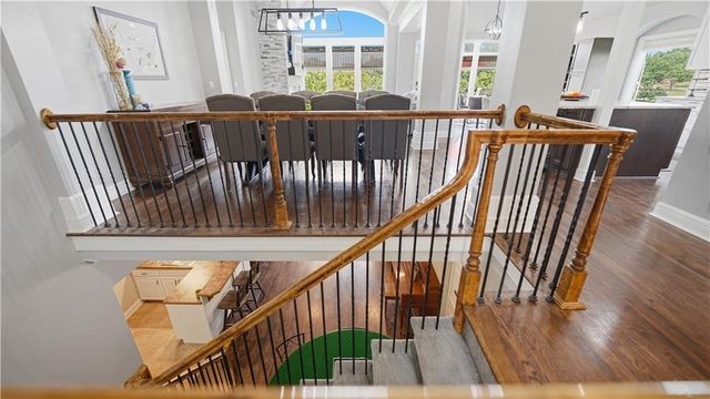 109 SE Chelsea Drive, Lee's Summit, MO 64063