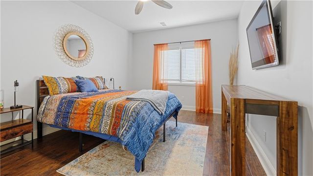 109 SE Chelsea Drive, Lee's Summit, MO 64063