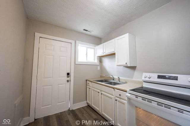 2930 N Dearborn Street B, Indianapolis, IN 46218