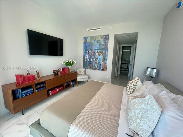 700 NE 26th Ter 2906, Miami, FL 33137