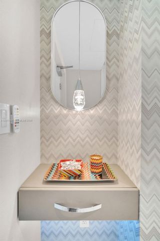 700 NE 26th Ter 2906, Miami, FL 33137