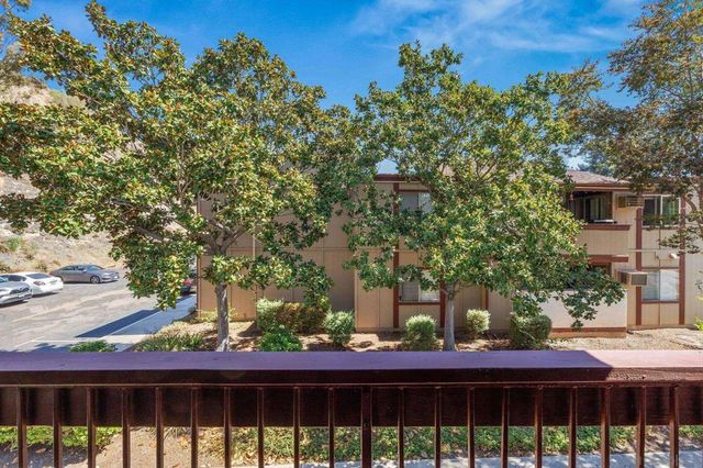 5422 Adobe Falls Rd 12, San Diego, CA 92120