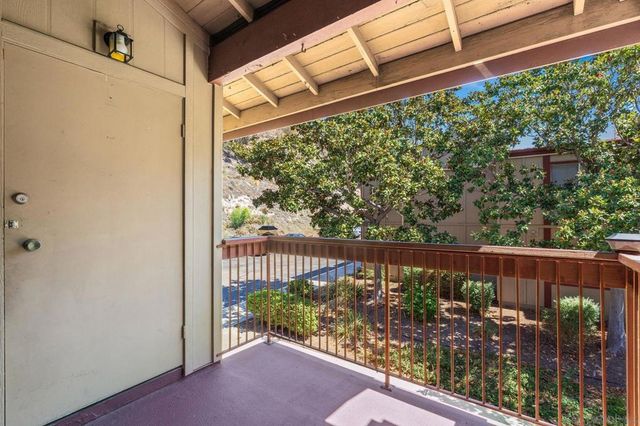 5422 Adobe Falls Rd 12, San Diego, CA 92120