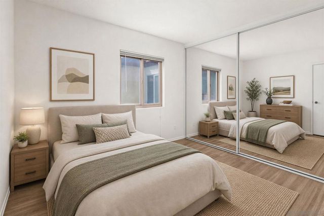 5422 Adobe Falls Rd 12, San Diego, CA 92120