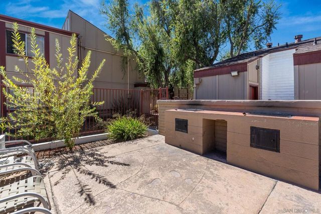 5422 Adobe Falls Rd 12, San Diego, CA 92120