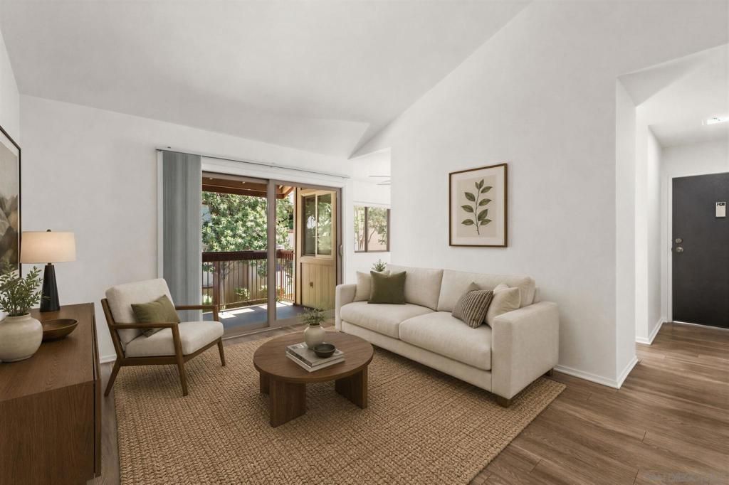 5422 Adobe Falls Rd 12, San Diego, CA 92120