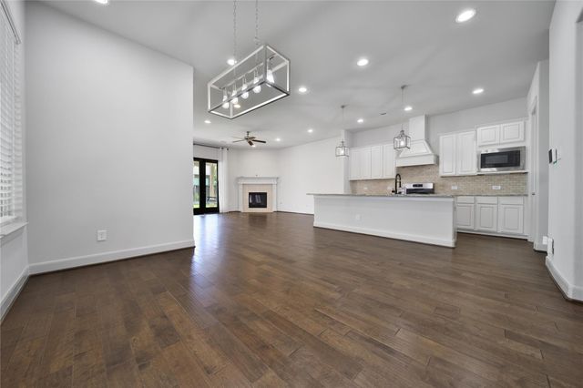 118 Grant Cove Drive, Montgomery, TX 77316