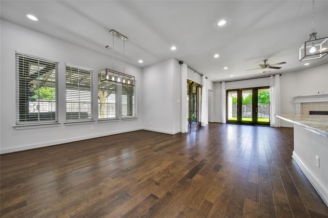 118 Grant Cove Drive, Montgomery, TX 77316