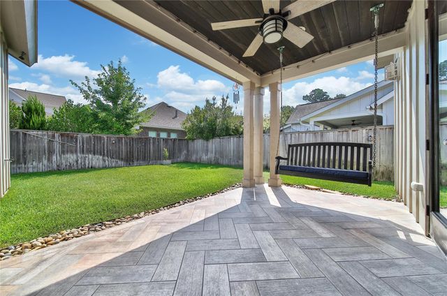 118 Grant Cove Drive, Montgomery, TX 77316