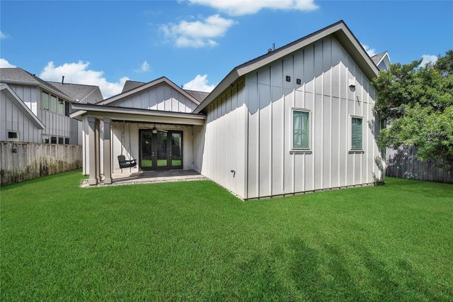 118 Grant Cove Drive, Montgomery, TX 77316
