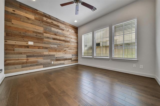 118 Grant Cove Drive, Montgomery, TX 77316