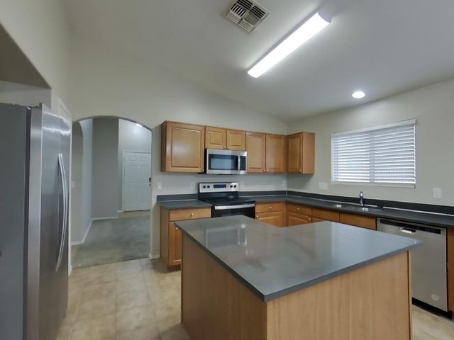 1491 E Stirrup Lane, San Tan Valley, AZ 85143