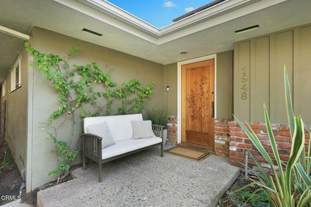 1948 Ravista Lane, La Canada Flintridge, CA 91011