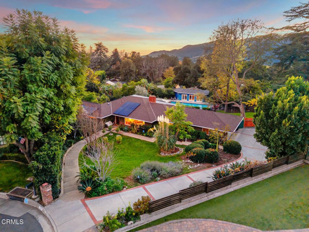 1948 Ravista Lane, La Canada Flintridge, CA 91011