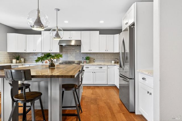 4720 Granada Dr, Santa Rosa, CA 95409