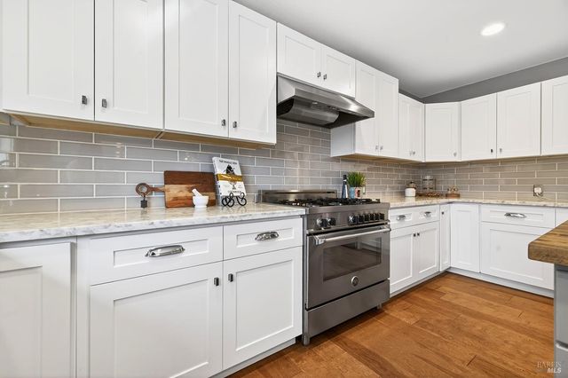 4720 Granada Dr, Santa Rosa, CA 95409