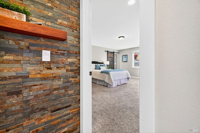 4720 Granada Dr, Santa Rosa, CA 95409