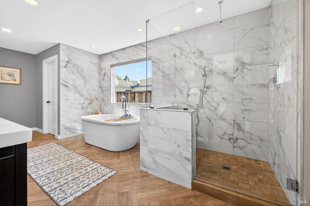 4720 Granada Dr, Santa Rosa, CA 95409