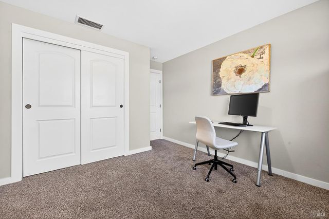 4720 Granada Dr, Santa Rosa, CA 95409