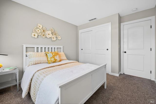 4720 Granada Dr, Santa Rosa, CA 95409