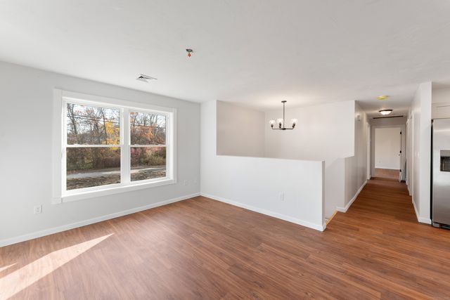 10 School Street Extension, Plainfield, CT 06374