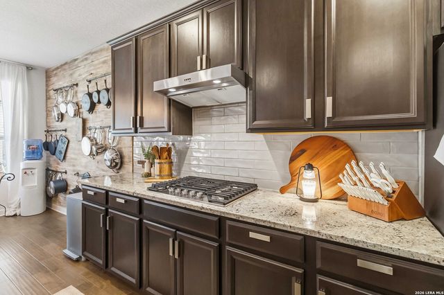 1531 ESSER XING, New Braunfels, TX 78132