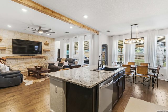 1531 ESSER XING, New Braunfels, TX 78132