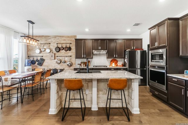 1531 ESSER XING, New Braunfels, TX 78132