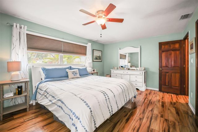 985 GULF VIEW BOULEVARD, Dunedin, FL 34698