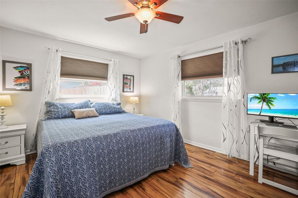 Image 42 of property listing at 985 GULF VIEW BOULEVARD, Dunedin, FL 34698